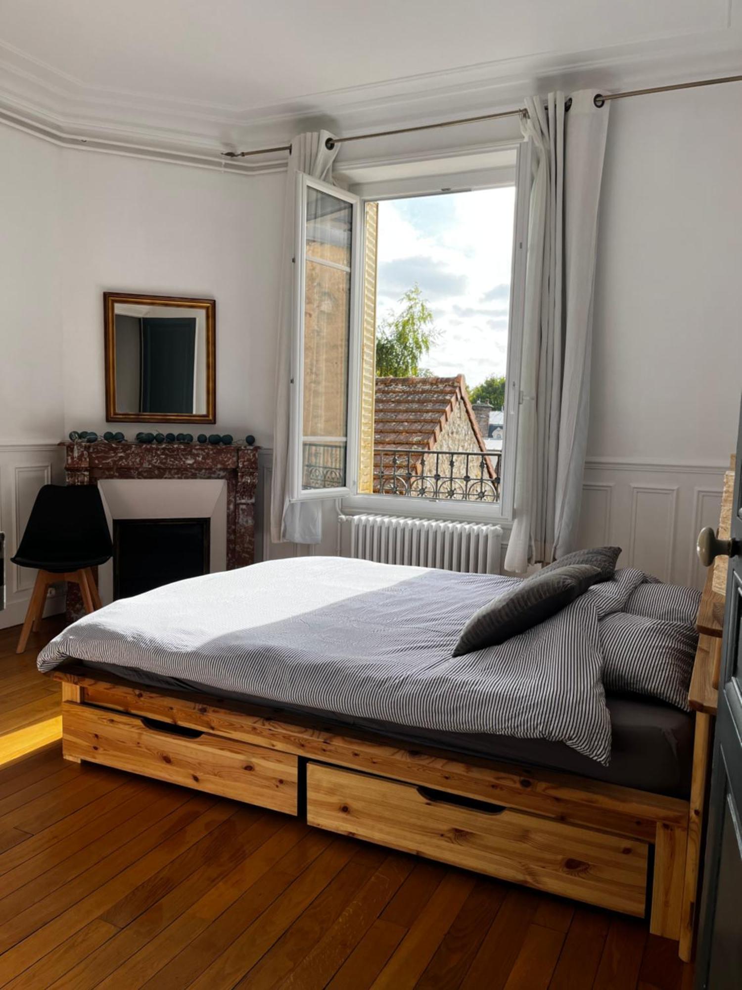Superbe Appartement Belifontain Coeur De Ville ฟงแตนโบล ภายนอก รูปภาพ